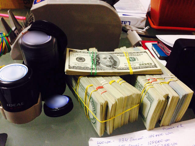 Налоговики ликвидировали крупный конвертцентр в Киеве с оборотом более 180 млн грн