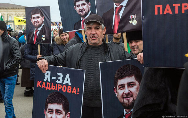 Навальный просит Следком РФ проверить митинг Кадырова