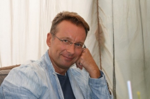 ДМИТРИЙ ЧЕКАЛКИН: Вакарчук сбежал из украинской политики, заглянув в бездну и ужаснувшись