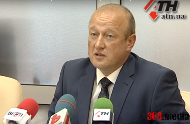 ГЛАВА ХАРЬКОВСКОЙ ТАМОЖНИ СКРЫЛ ИМУЩЕСТВО ЖЕНЫ, КОТОРАЯ СДЕЛАЛА ОТЕЛЬ В СВОЕЙ КВАРТИРЕ