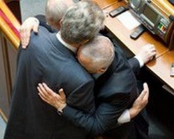 Патриоты в Раде показали, как они переживают за Украину