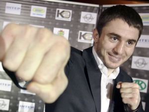 Чеченский боксер «порвал» зал фразой «Слава Украине»: ролик становится лидером просмотров (ВИДЕО)