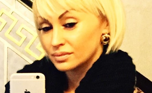 Скандальна блондинка на лабутенах з Івано-Франківська оголосила війну поліції