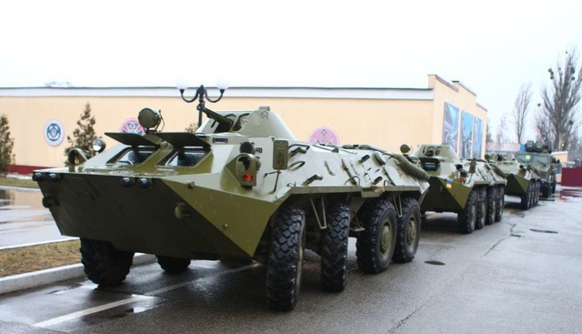 В Сети появилось видео отправки колонны новейшей техники для бойцов АТО