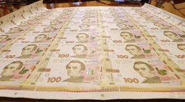 НБУ МАЄ СПЛАТИТИ КОМПЕНСАЦІЇ ВЕЛИКИМ ВКЛАДНИКАМ БАНКІВ-БАНКРУТІВ