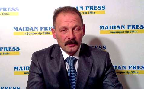 Депутата, який носив на руках Яценюка, покликали назад у БПП