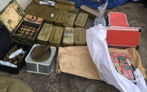 СБУ перекрыла канал поставки оружия, организованный в гараже под Киевом