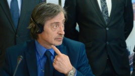 «Українська влада змарнувала час, а це – на руку Росії» – міністр оборони Чехії