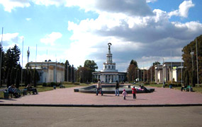 ВДНГ хочуть забрати у комунальну власність. Щоб "ефективніше" розпоряджатися