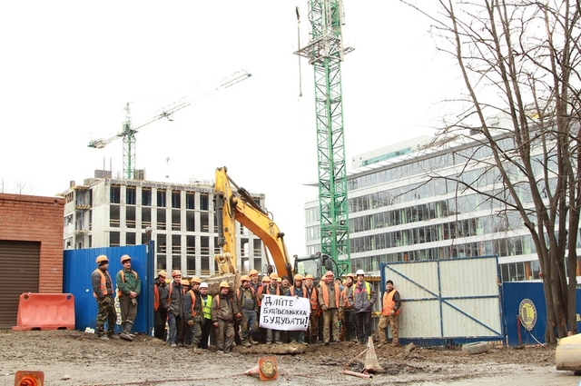 На всех стройплощадках «Киевгорстроя» остановлена работа