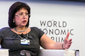 "Мінфін планує продати 20% держбанків оточенню прем’єра й президента"