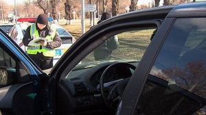 У Вінниці зупинили поліцейського, який катався на «BMW» зі штрафмайданчика