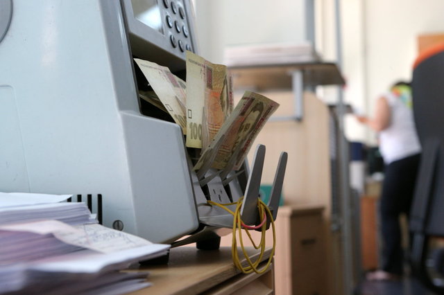 Как банки кредитуют украинцев — можно ли взять деньги на квартиру и машину