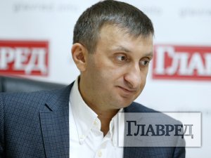 Эксперт рассказал, кто должен заменить сторонников Сталина и Путина в Украине