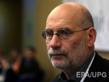 Акунин о Савченко: Только представьте себе эту картину – как ее будут возвращать. Мертвой