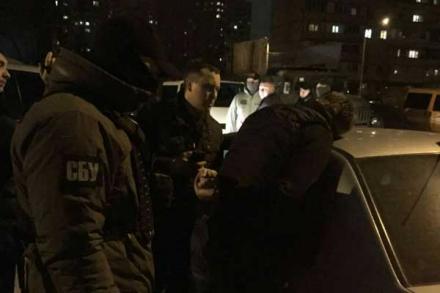 Полицейский, обложивший данью наркомафию, поучаствовал в «ралли» с СБУ