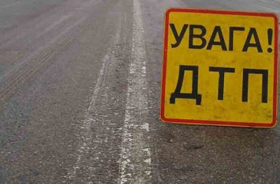 На Рівенщині внаслідок ДТП згорів автомобіль, загинуло 2 людей