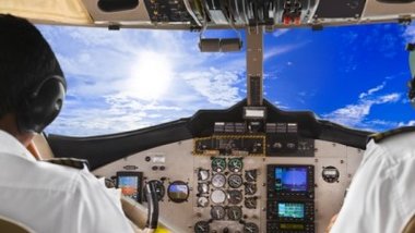 Итальянский пилот угрожал разбить пассажирский самолет в случае ухода жены