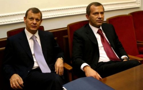 Порошенко та державний Укрексімбанк рятує мільйони Андрія та Сергія Клюєвих