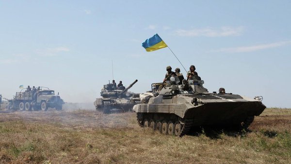 Медленно, но уверенно военные забирают каждый метр нашей территории