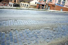 Мерія Чернівців перерахувала фірмі Чорнея 740 тисяч за невиконаний ремонт вулиці