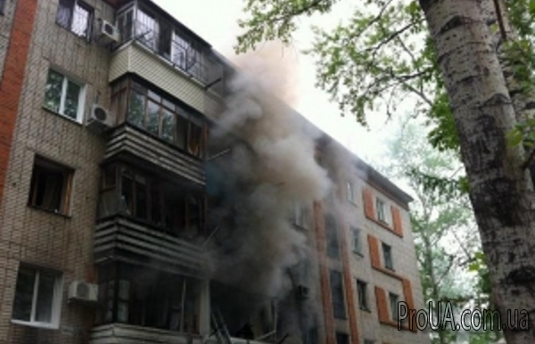 В Луганске боевик «ЛНР» подорвал жилую многоэтажку
