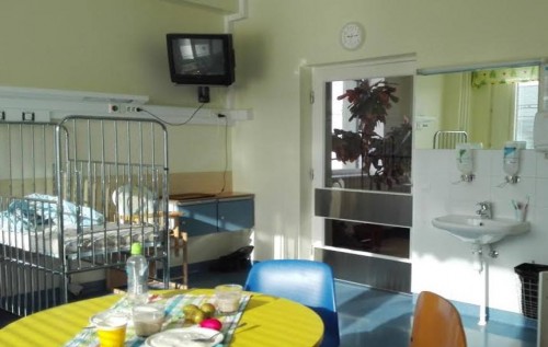 Это самая обычная больница в постсовецкой стране, которая провела реформы