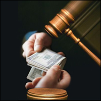 Названо имя судьи, стрелявшего в детективов НАБУ