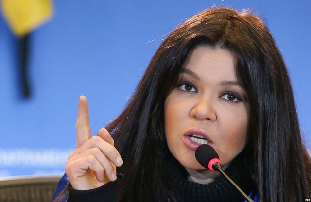 Руслана Лижичко: Парад-аллє »любих друзів»