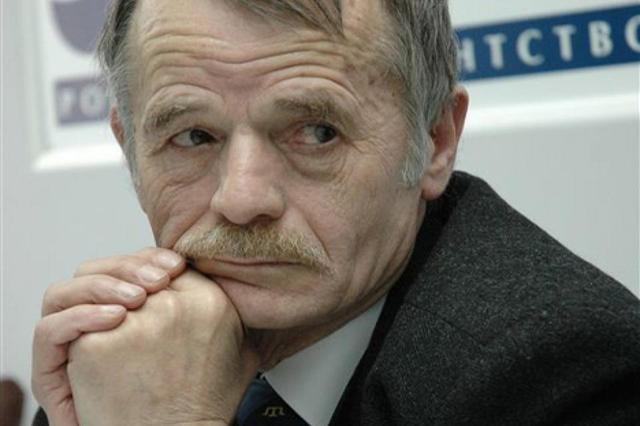 Джемилев: На границе с Крымом создают «батальон смертников»