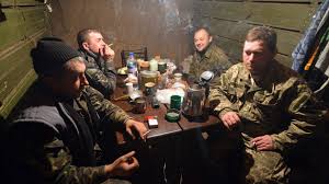 Как наших военных дисциплинируют штрафами и алкотестером. Видео