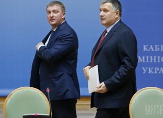 Народний фронт: Аваков і Петренко залишаться на своїх посадах у новому Кабміні