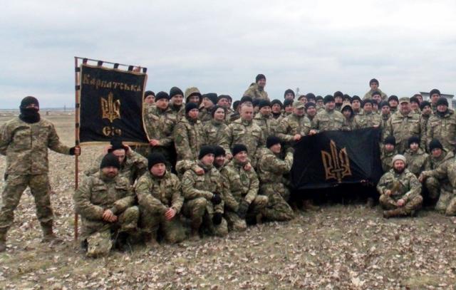 Распущена штурмовая рота «Карпатська Січ». Добровольцы подают рапорты об увольнении