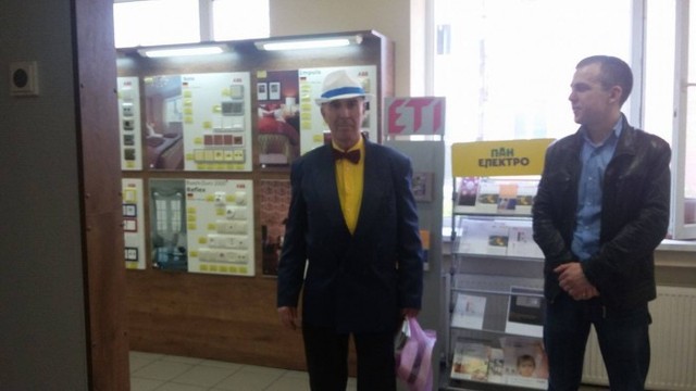 Легендарному київському водієві маршрутки знайшли нову роботу