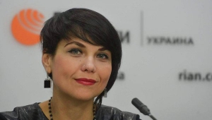 Решмедилова: Гройсман бросает мелкую кость народу, чтобы успокоить недовольных