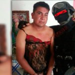 Спецназовец, переодевающий наркоторговцев в женские платья, стал героем Сети