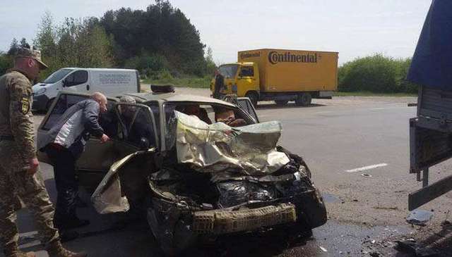 На Ривненщине произошло ДТП с участием военных, есть погибшие