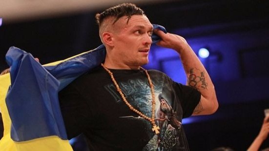 Усик решил уехать из Украины