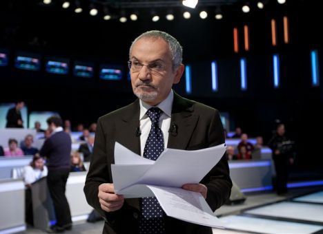 Налоговая подробно объяснила, почему у Шустера проблемы