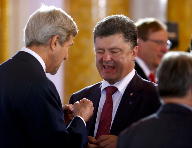 Порошенко до последнего будет защищать бизнес и «дорогих друзей» — политолог