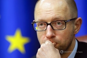 СМИ "расстреляли" Яценюка из автомата Калашникова