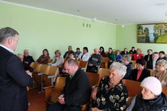 Жители Первомайского района пожаловались на произвол нардепа от БПП Аркадия Корнацкого, захватывающего земли