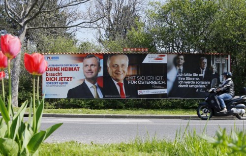 Кризис западного сообщества дошёл до стадии, когда наружу вырвался гной - политолог