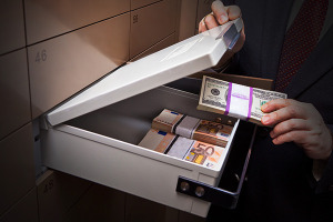 Полиция: директор «ЮСБ банка» растратил свыше 75 миллионов