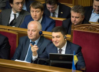 Уряд Гройсмана веде переговори про продаж аграрних земель іноземцям