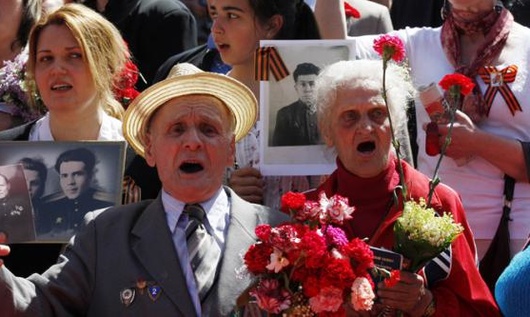 Одним із організаторів акції «Безсмертний полк» у Києві був активіст Антимайдану?