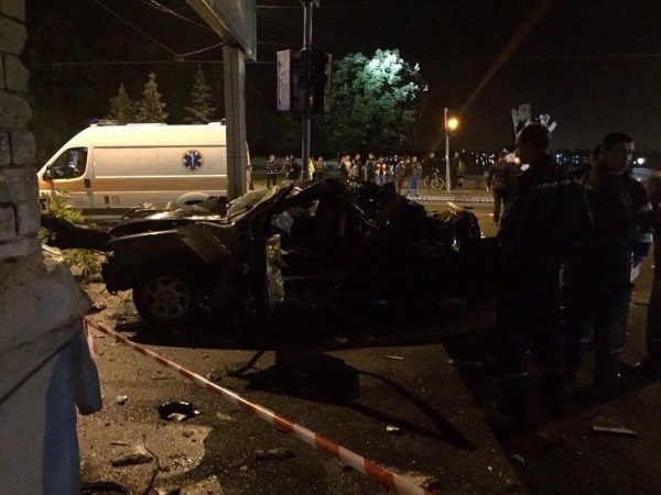 Страшная авария в центре Днепропетровска: погибли две девушки