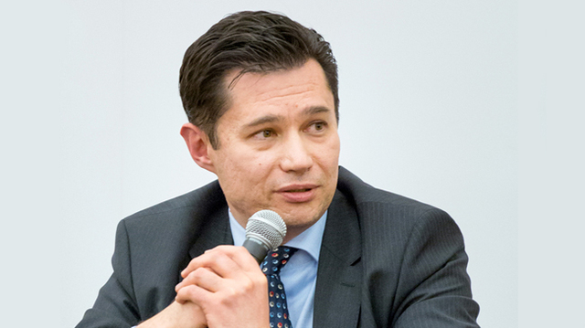 Посол Щерба считает дешевыми часы за 2 000 долларов