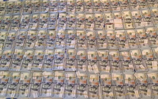 Первая сотня украинских олигархов за год сбросила треть своего валютного веса