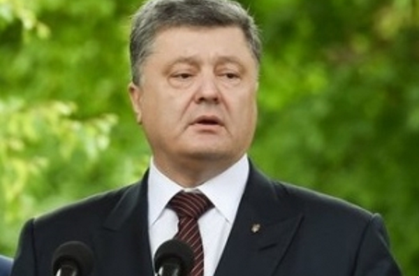 Порошенко: выборы на Донбассе могут состояться в 2016 году